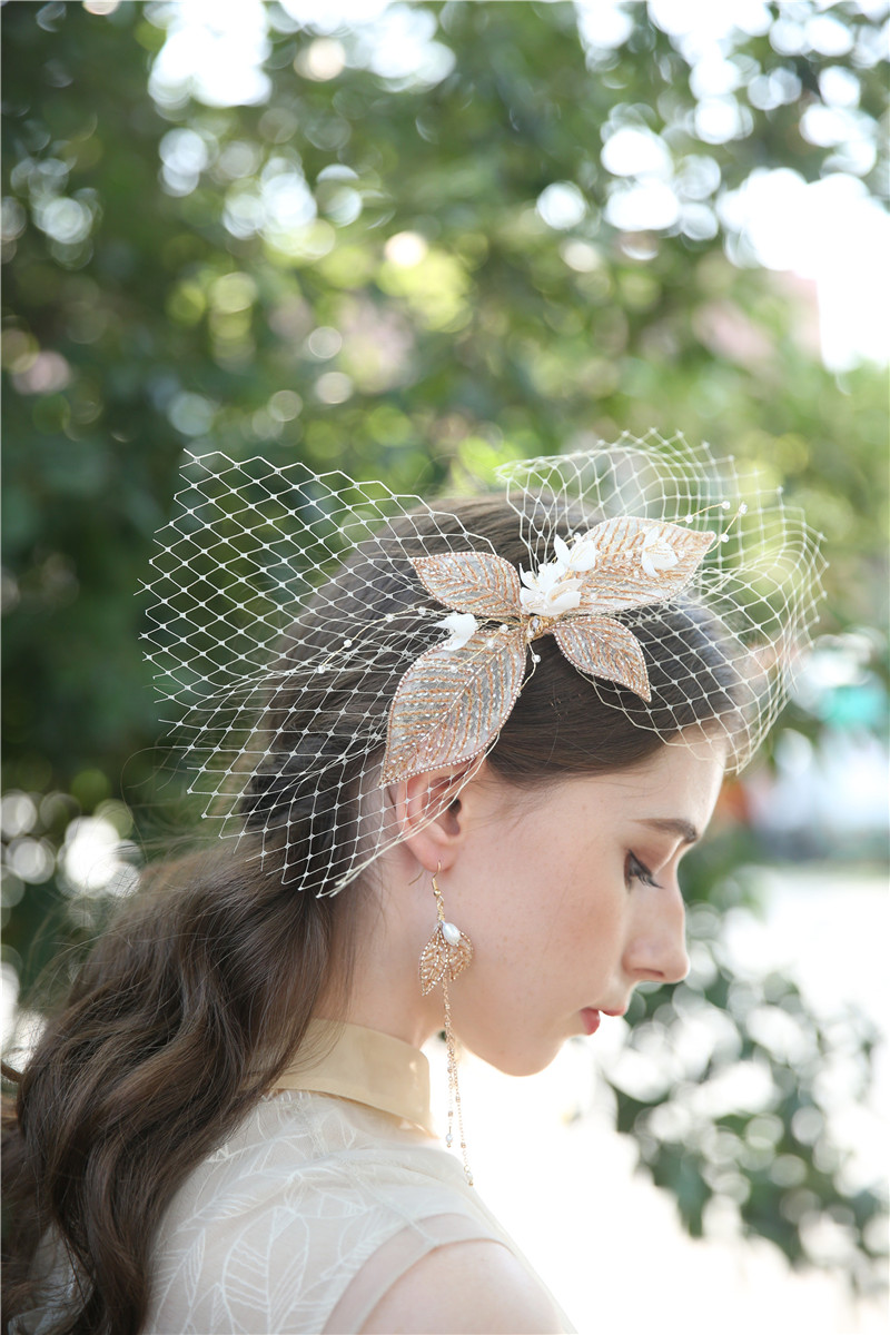 Bride Decoration Gold Leaves Wedding Hair Comb Long Pendant Earring Set 