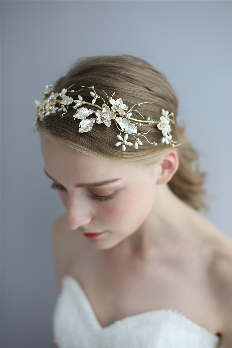 Popular Bridal Jewelry Hair Accessories Gold Leaf Side Crystal Fancy Headband Wedding Women Hair Combs