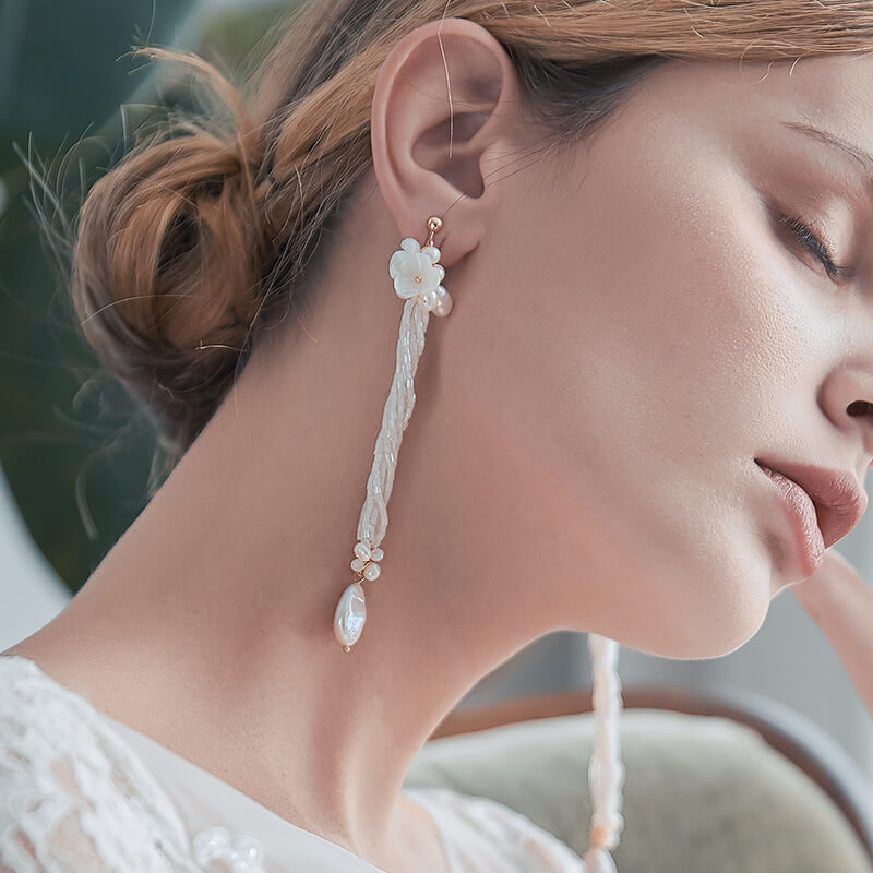 Bridal Shell Clips Earring Handmade Freshwater Pearl Beads Tassel Long String Earrings